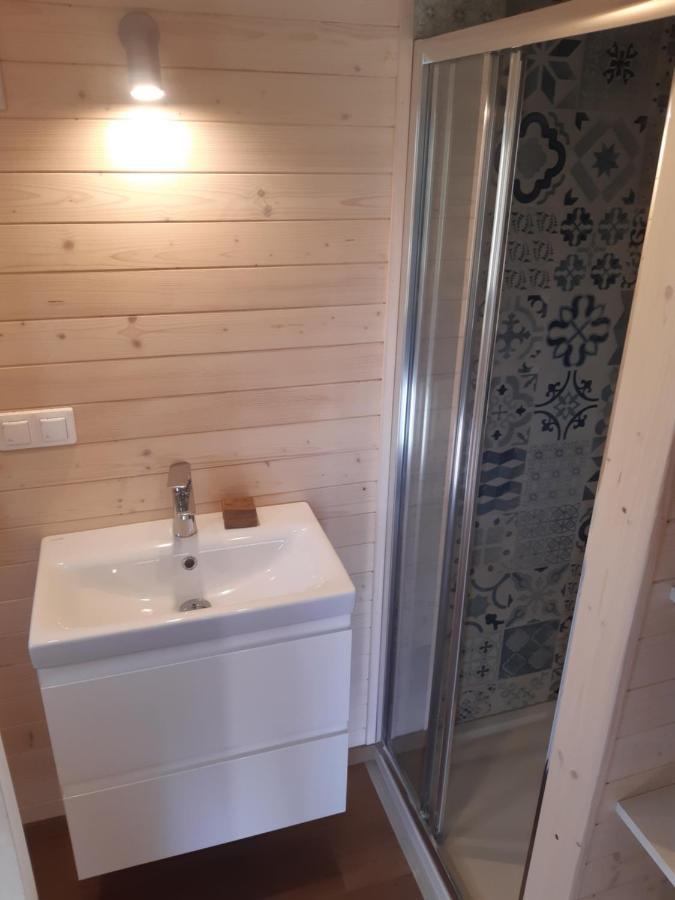 Micro Maison Bois / Tiny House Au Calme クレ エクステリア 写真